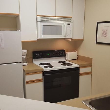 מלון Baymont By Wyndham Wichita East מראה חיצוני תמונה