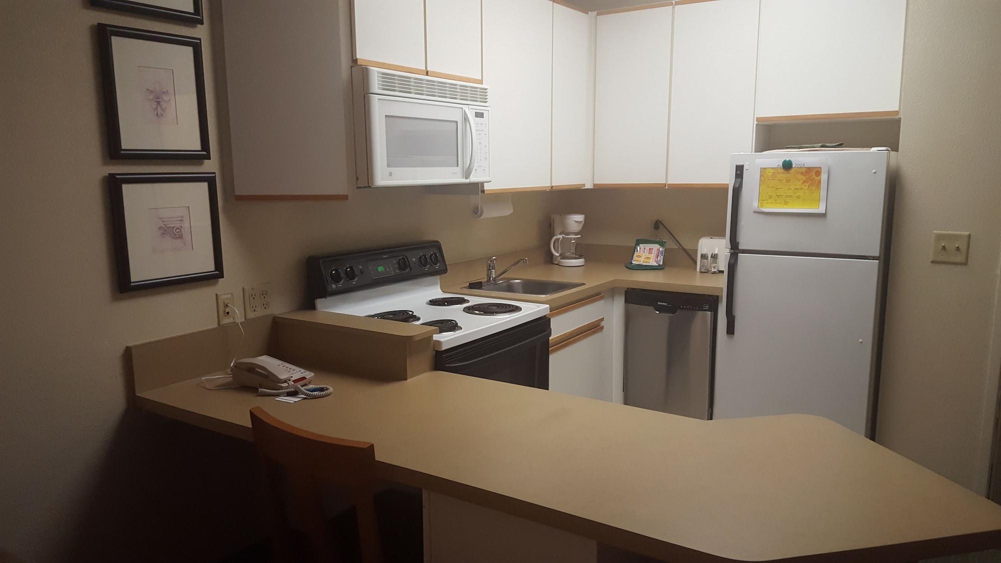 מלון Baymont By Wyndham Wichita East מראה חיצוני תמונה